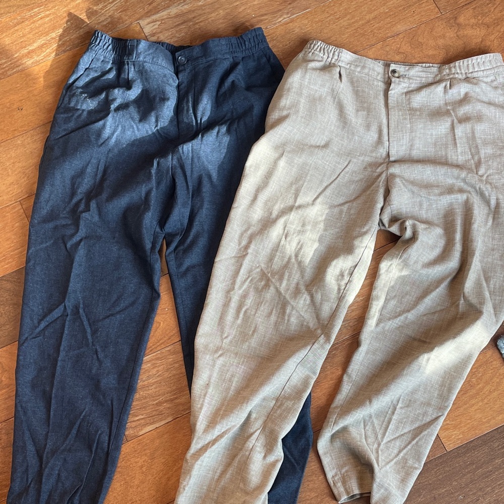 Zara Men's Navy and Beige Chinos